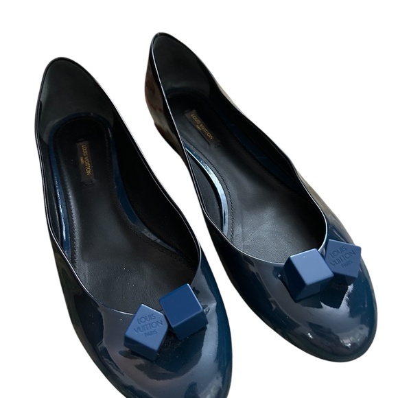 LOUIS VUITTON Blue Ombre Patent Leather Dice Ballet Flats - size 41 (US 11) - Picture 6 of 9